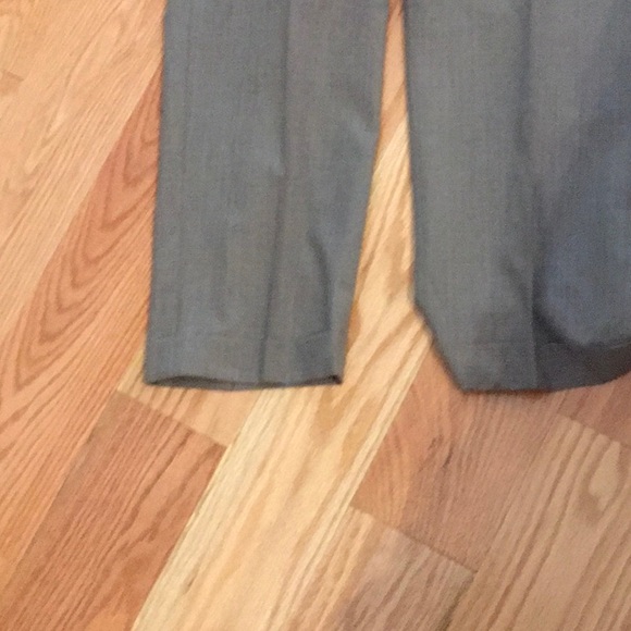 Young man’s dress trousers - Picture 2 of 4